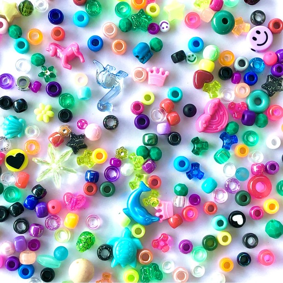 2 oz Bag of Mixed Pony Beads and Charms - Picture 4 of 4